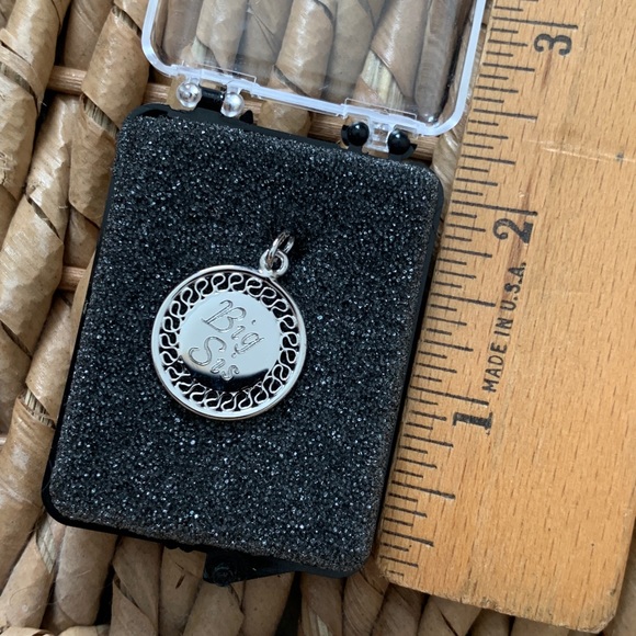 Big Sis Round Sorority Pendant - Picture 5 of 8
